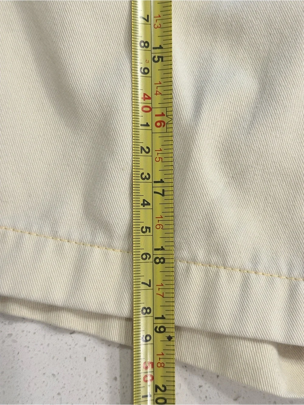 Women’s Light Yellow Shorts Size 14 Elastic Waist Cotton Blend